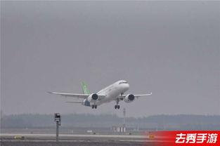 国产飞机落地视频在线看,云端翱翔，国产骄傲